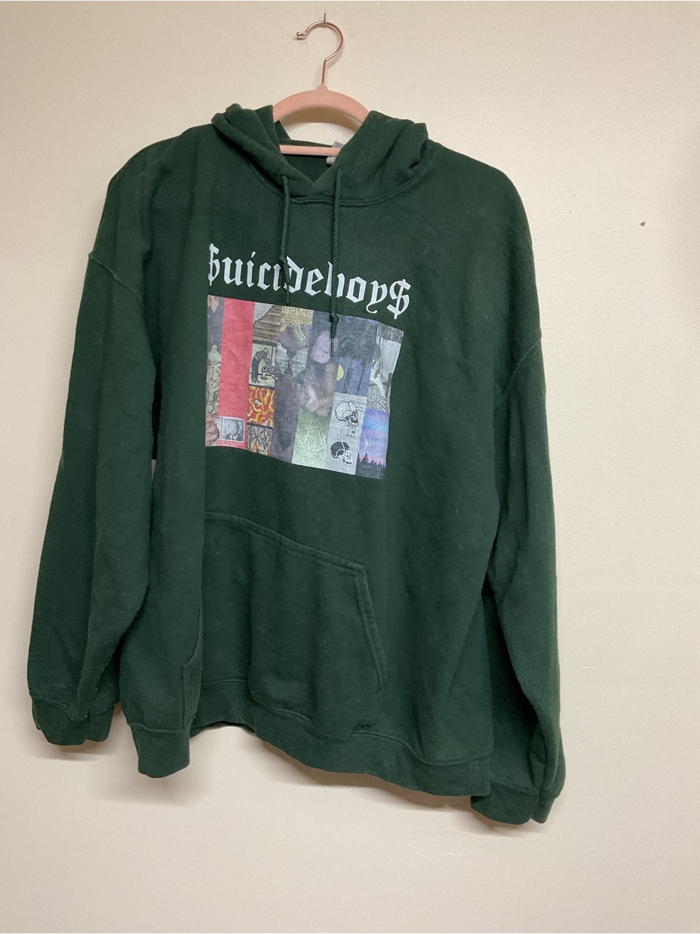 Gildan Dark Green Graphic Zip-Up Hoodie